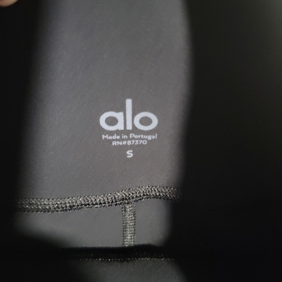 Alo Yoga Warrior High Waisted Cut Out Yoga Workout Full Length Leggings Size S - Picture 7 of 14